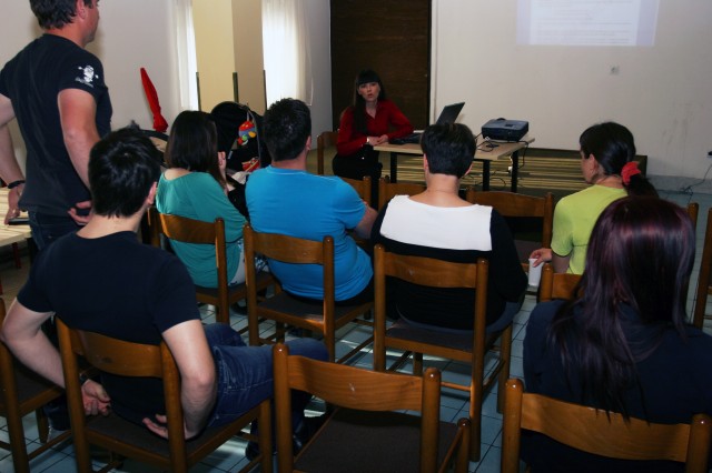 DRUŽENJE S PATRONAŽNOM SESTROM U ORGANIZACIJI MLADIH HNS-a